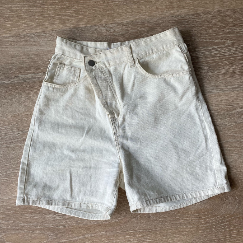 Asymmetrical Capris